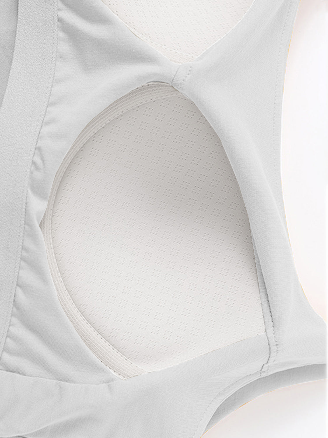 Scoop Neck Cropped Cami with Chest Pads Camisoles